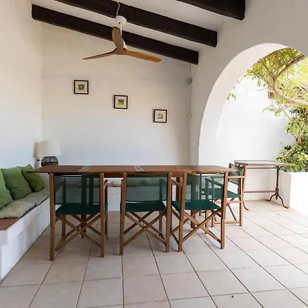 Binisagoc B Villa *